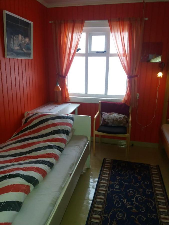 Husey Hostel & Horsefarm Έγκιλσταδιρ Εξωτερικό φωτογραφία